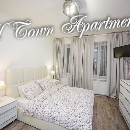 Old Town Apartment 3Br & 2Bthr Saint Petersburg Ngoại thất bức ảnh