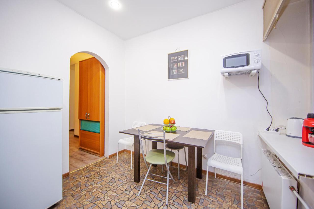 Old Town Apartment 3Br & 2Bthr Saint Petersburg Ngoại thất bức ảnh