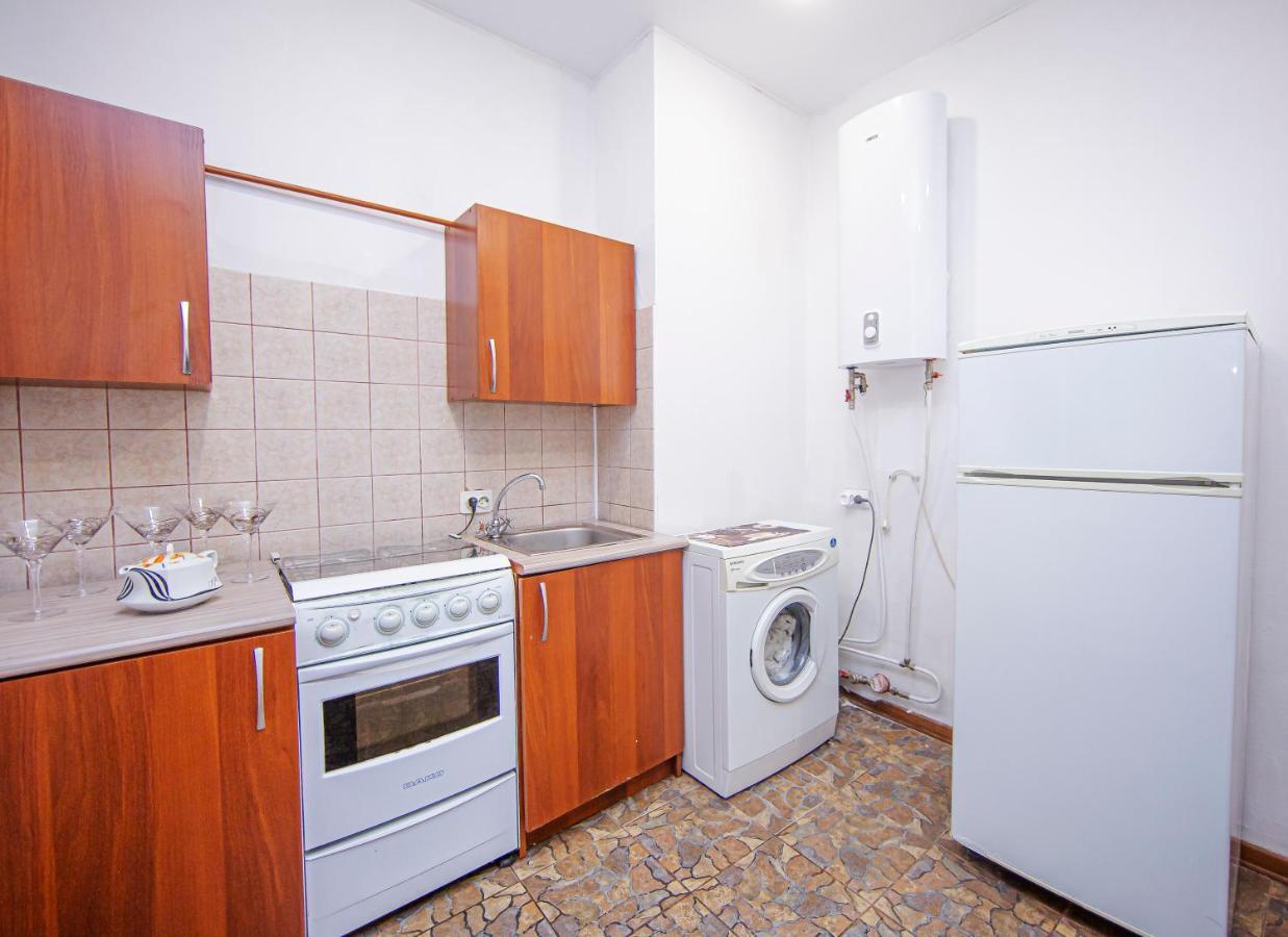 Old Town Apartment 3Br & 2Bthr Saint Petersburg Ngoại thất bức ảnh